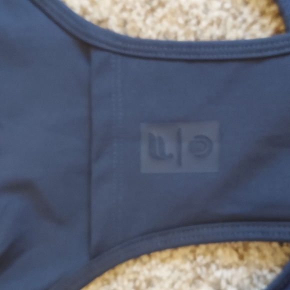 Fabletics activewear Bra - Picture 10 of 11